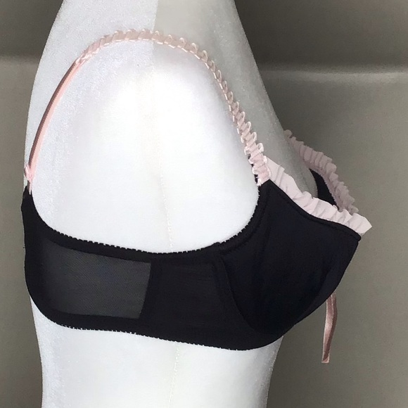 Victoria’s Secret Bra 36B - Picture 4 of 9